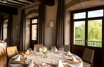 Elegante salón de banquetes
