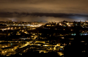 Bella panorámica nocturna