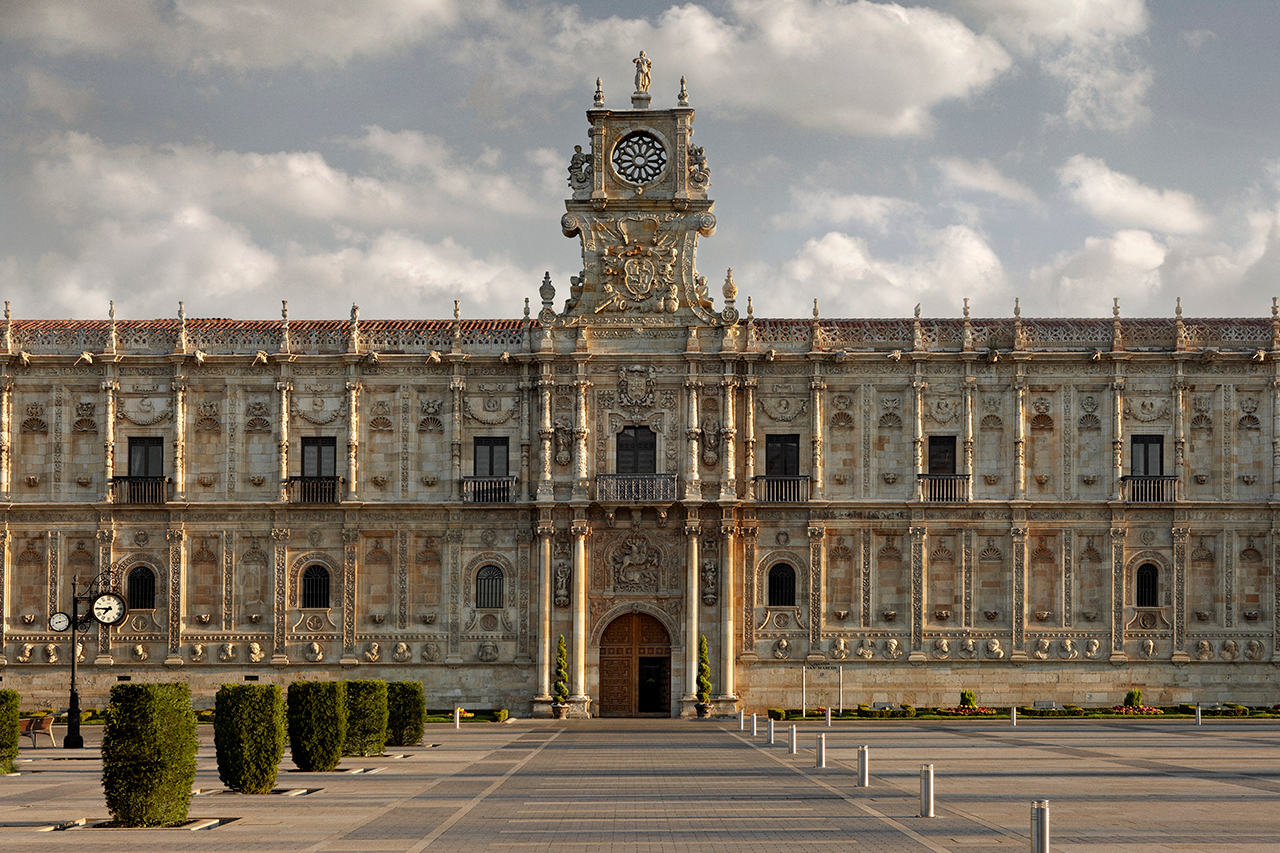 Parador de León