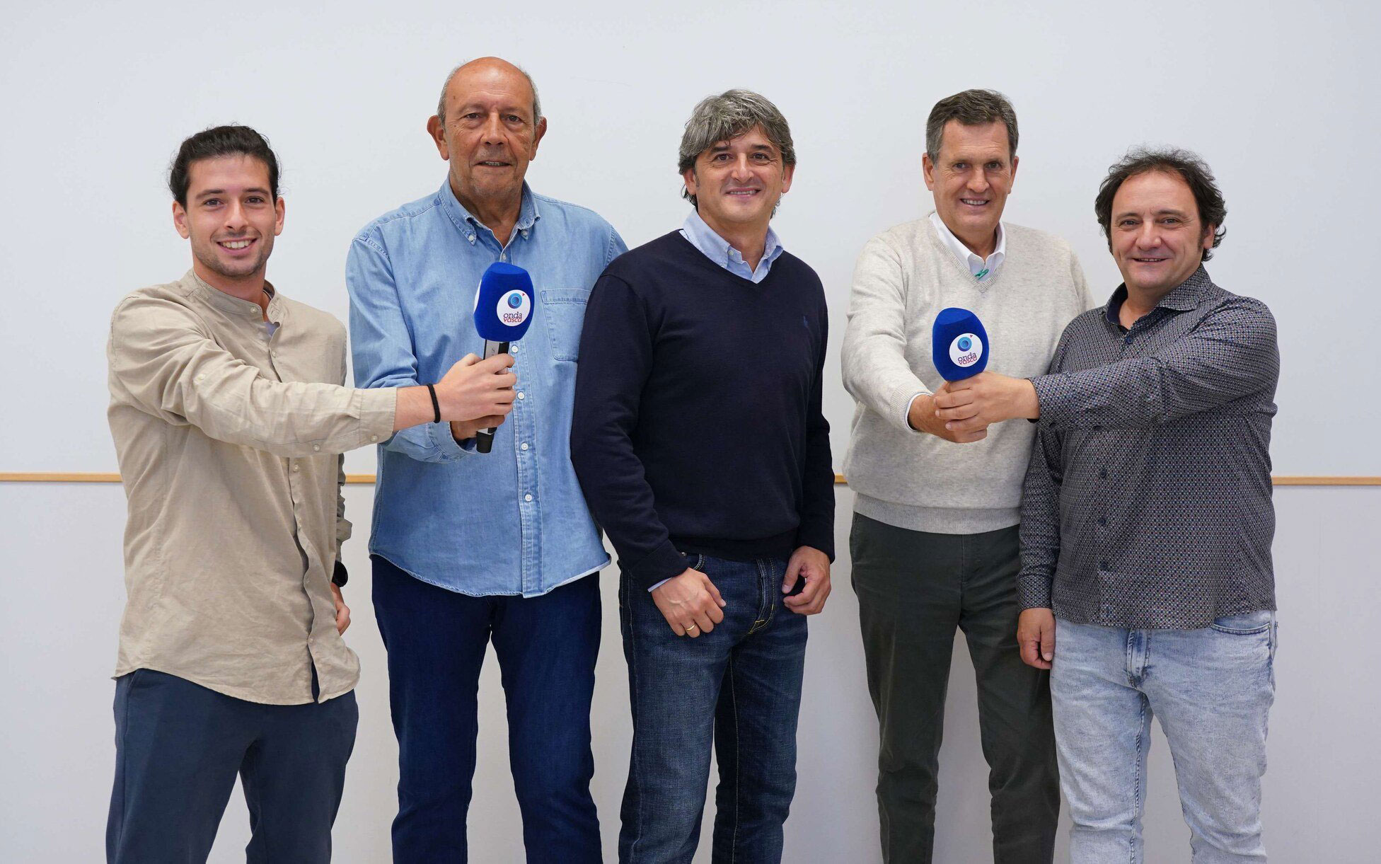 José Manuel Monje y su equipo: Imanol Vilella, Víctor Llopis, Monje, Juan Elejalde y Angel Plaza